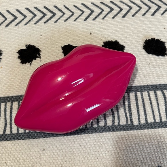 👄 Lulu Guinness Fucsia Pink Lips Novelty Fun Trendy Clutch Purse Handbag Bag - Picture 3 of 13